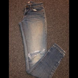Women’s ripped jeans